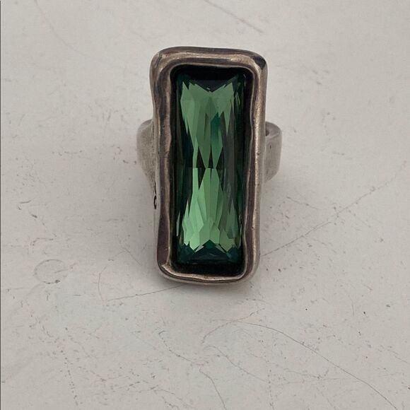 UNO de 50 Crystal Statement Ring - Picture 2 of 6